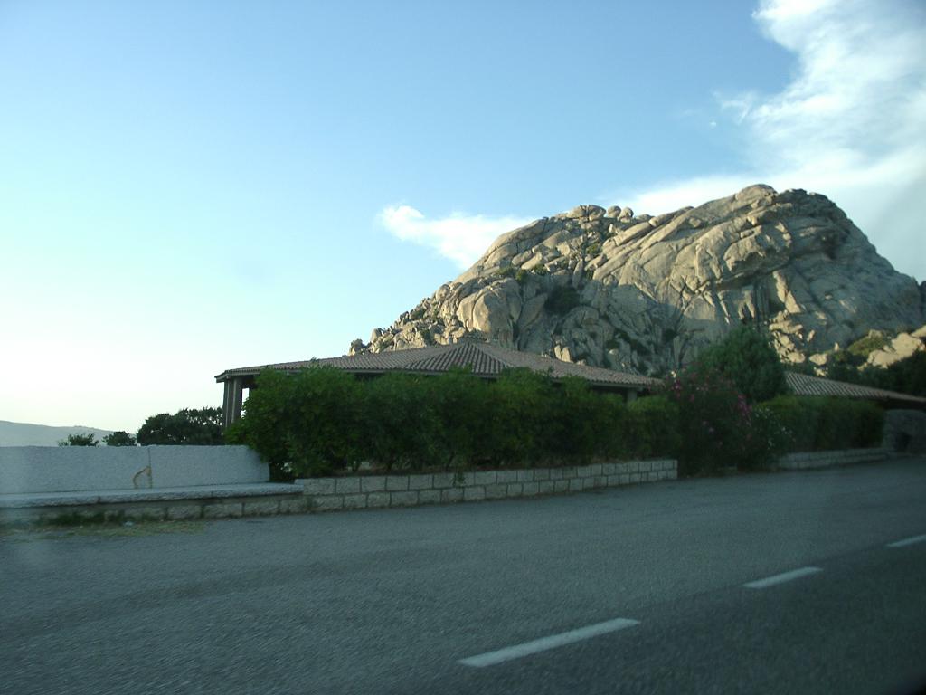 Strada per Tempio Pausania